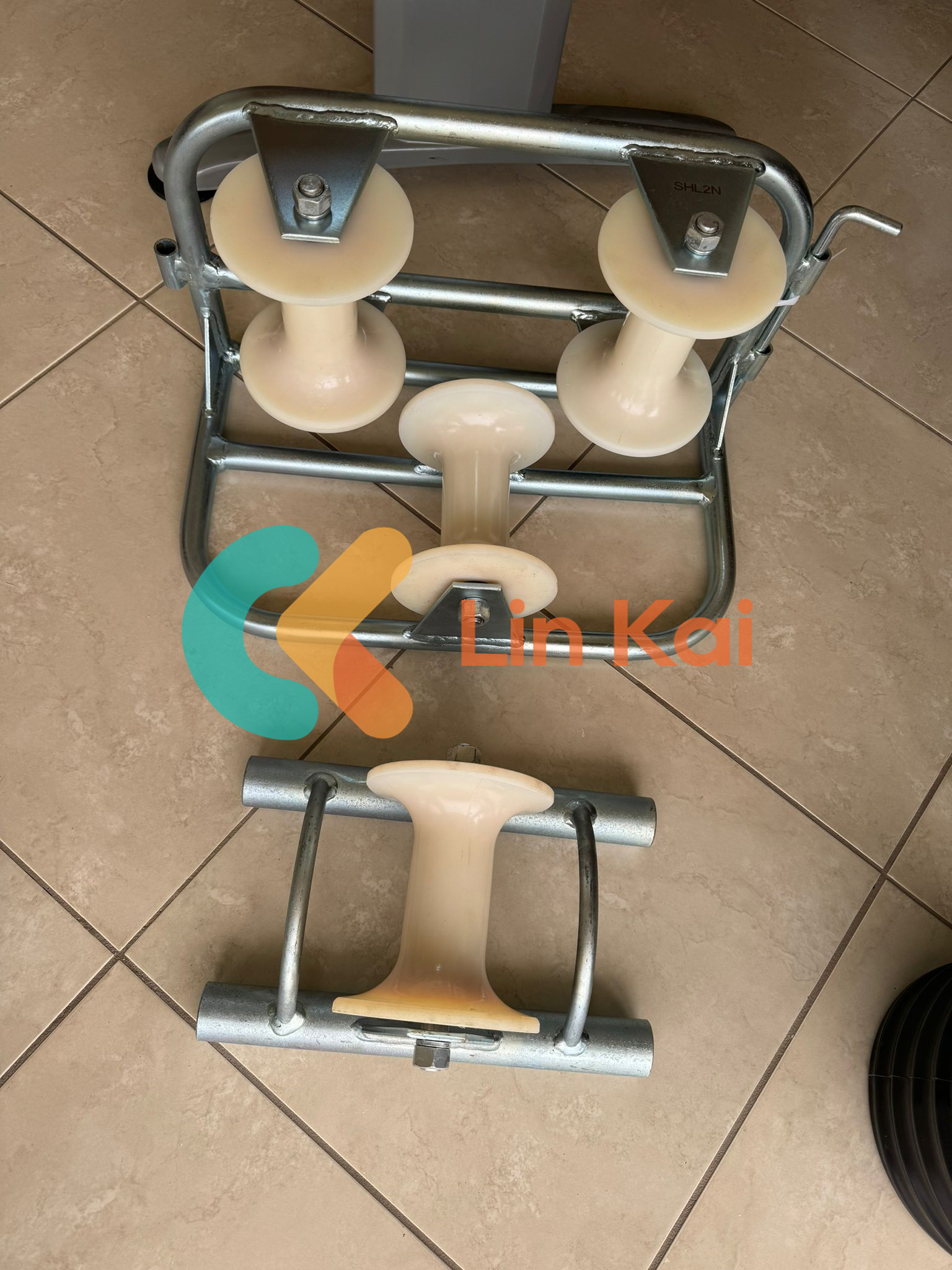 Које су главне функције ваљка за уземљење кабла?